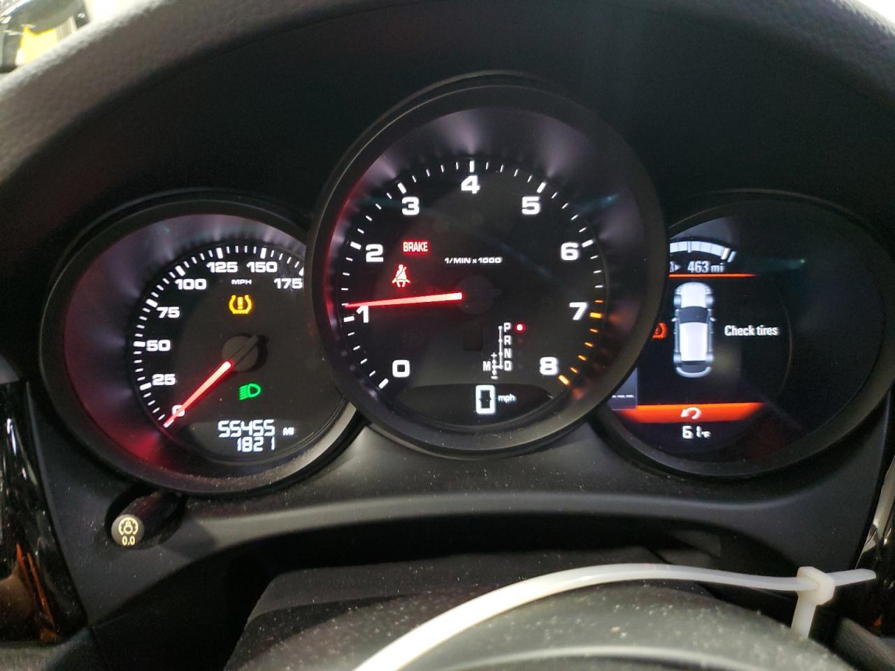 2019 PORSCHE Macan