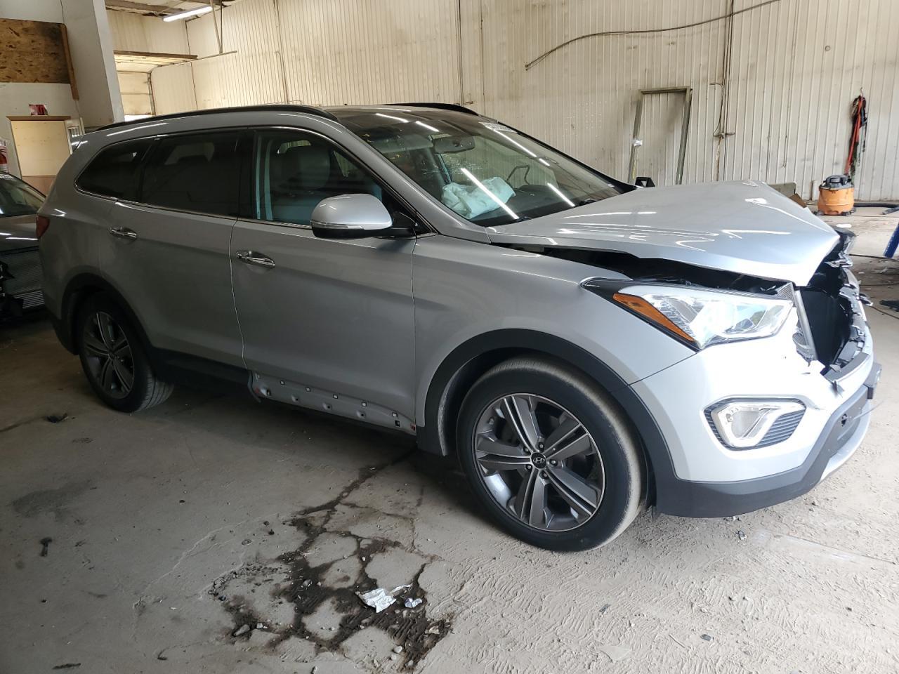 2016 HYUNDAI SANTA FE