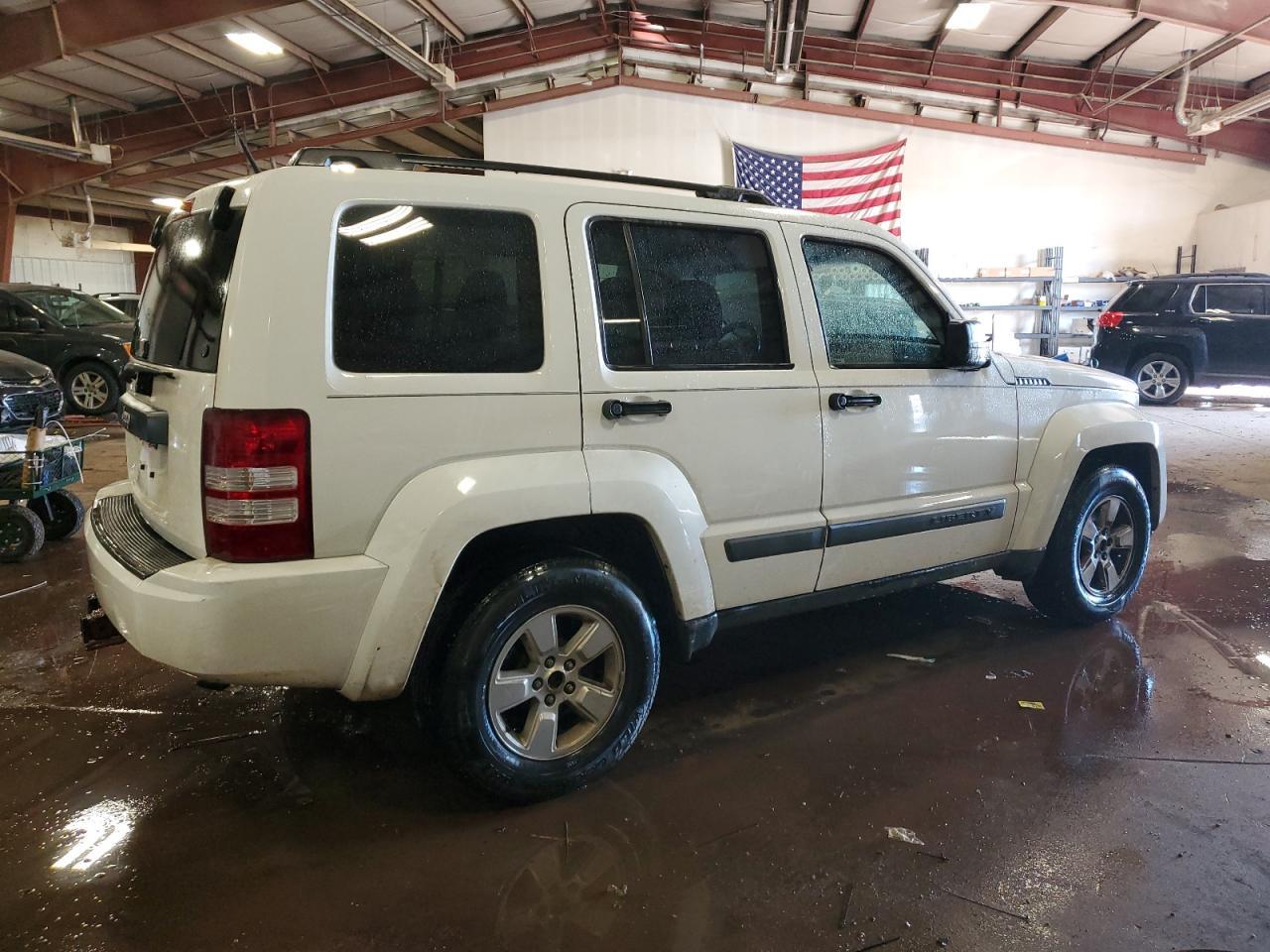 2011 JEEP Liberty