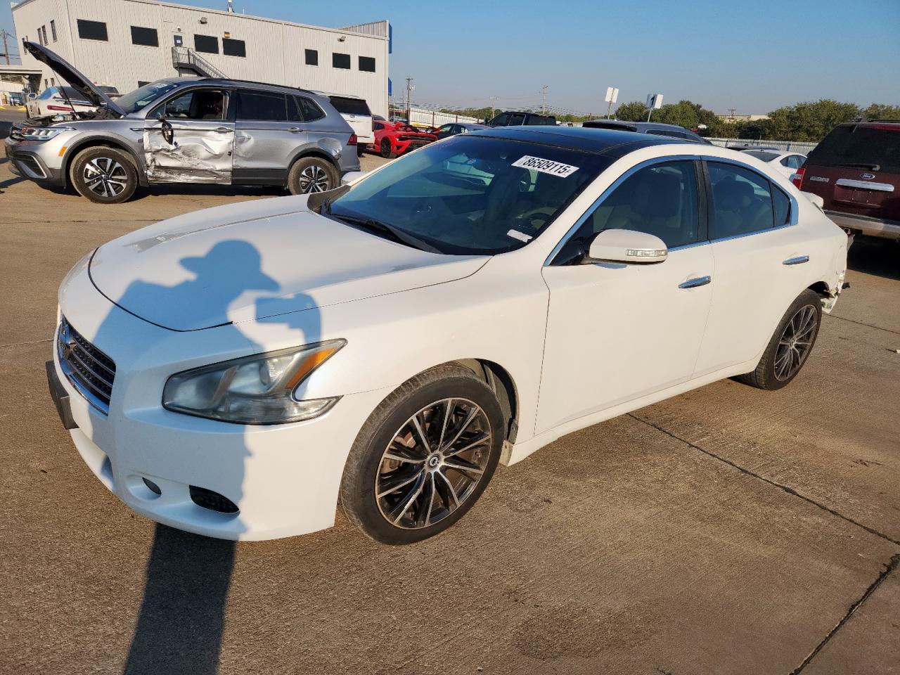 2011 NISSAN Maxima