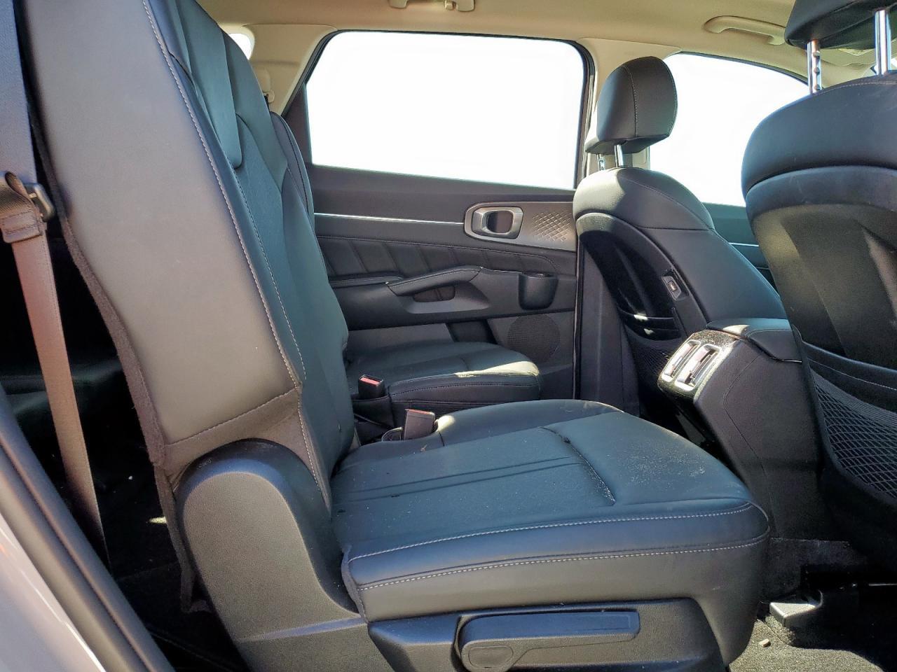 2022 KIA SORENTO