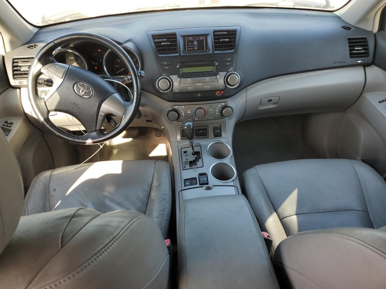 2008 TOYOTA HIGHLANDER