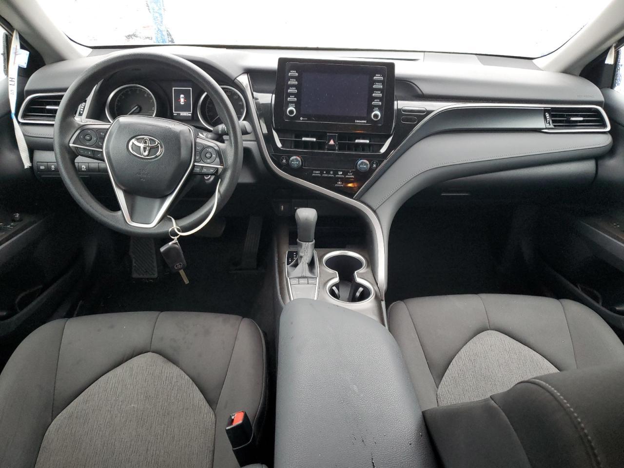 2024 TOYOTA CAMRY