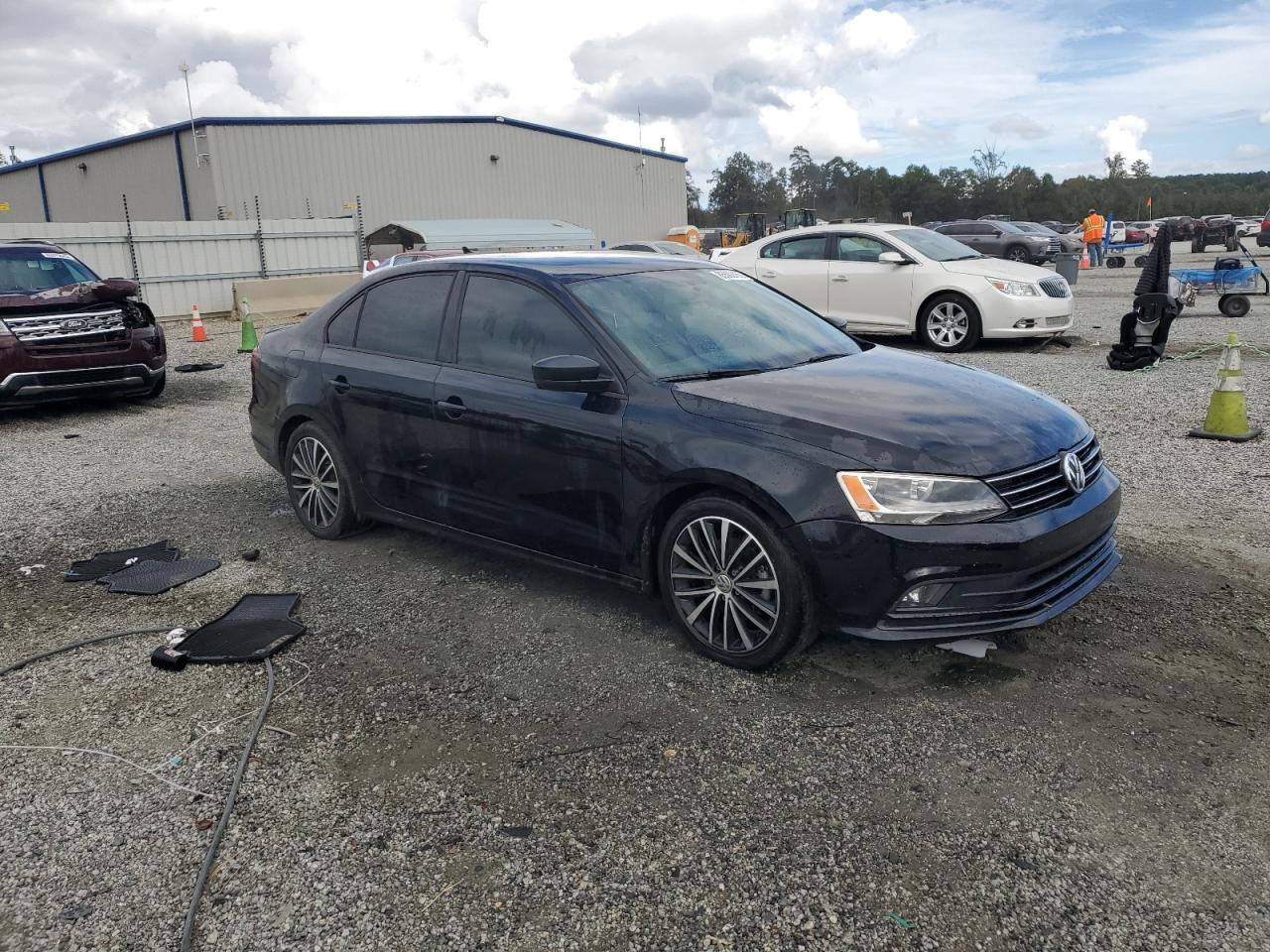 2016 VOLKSWAGEN JETTA