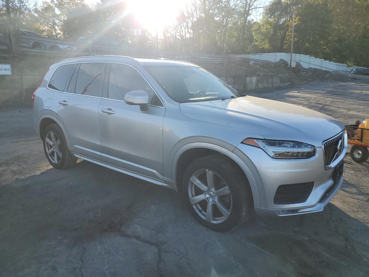 2020 VOLVO XC90