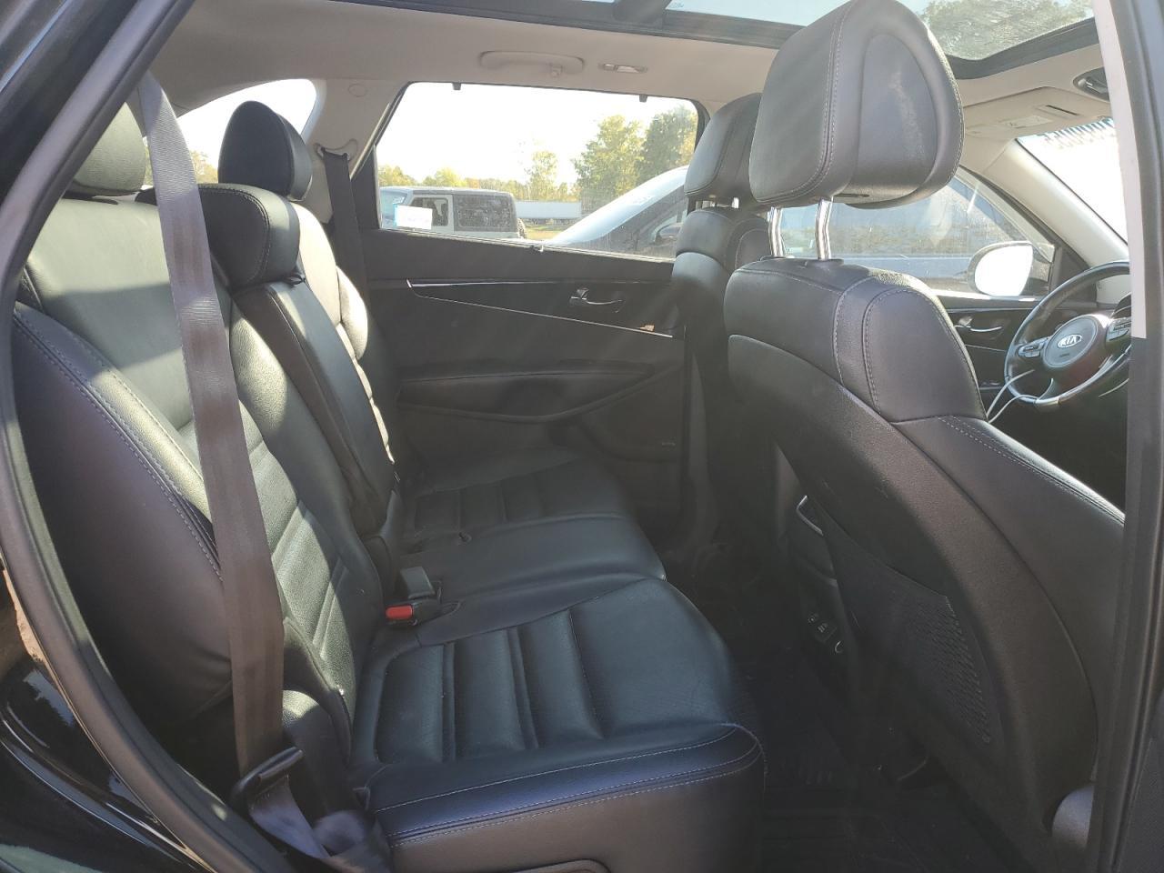 2016 KIA SORENTO