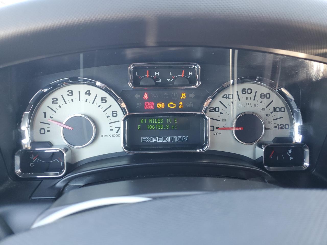 2013 FORD Expedition