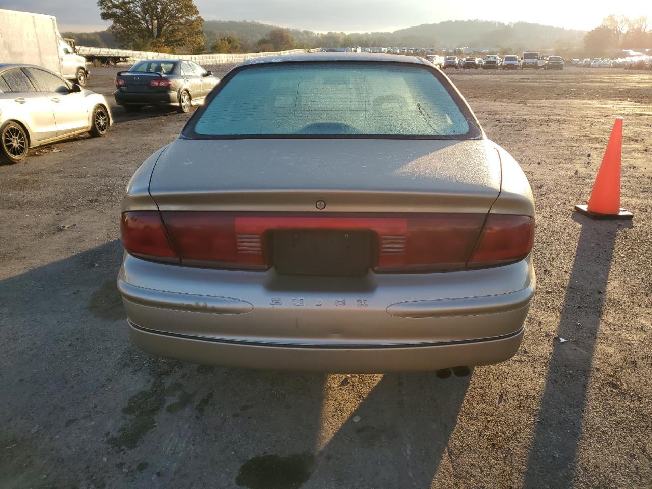 2004 BUICK Regal