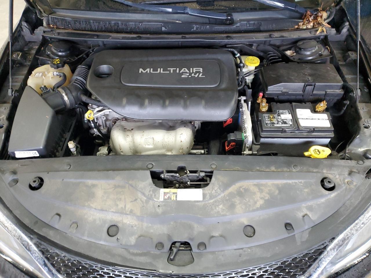 2015 CHRYSLER 200