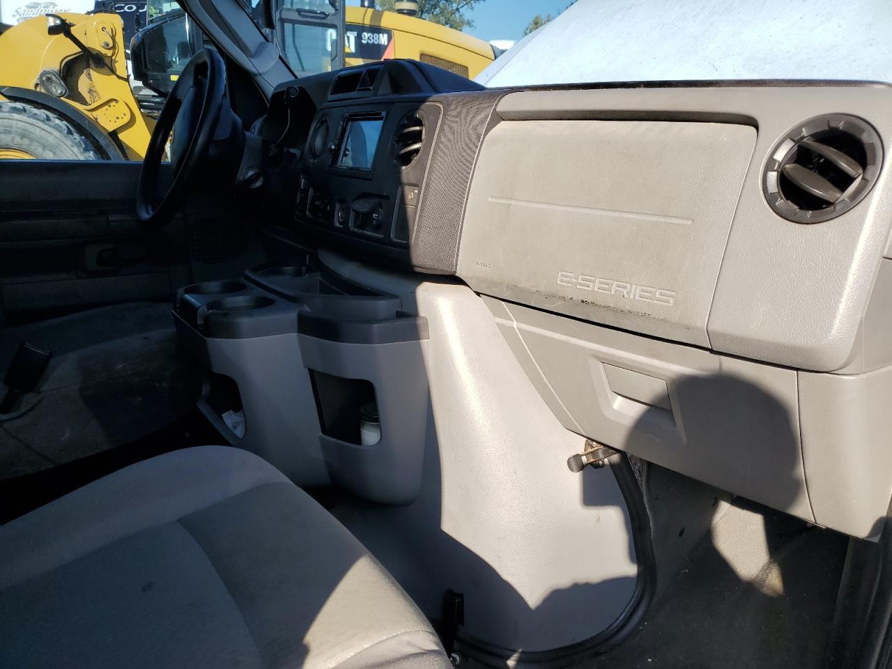 2010 FORD ECONOLINE