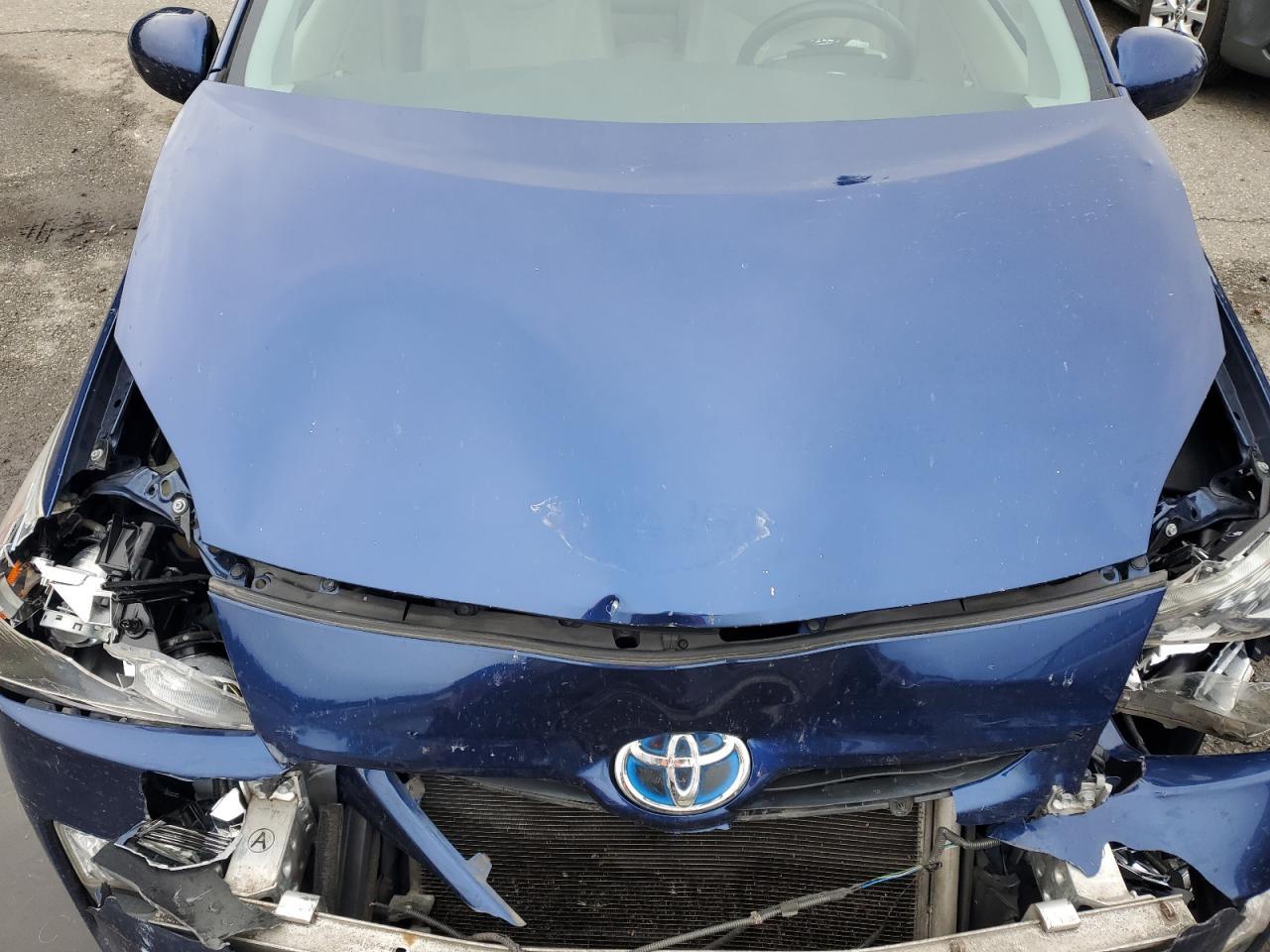 2011 TOYOTA PRIUS