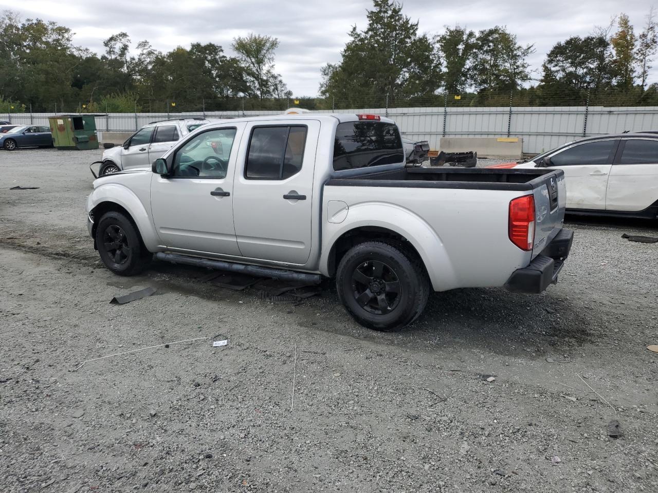 2011 NISSAN Frontier