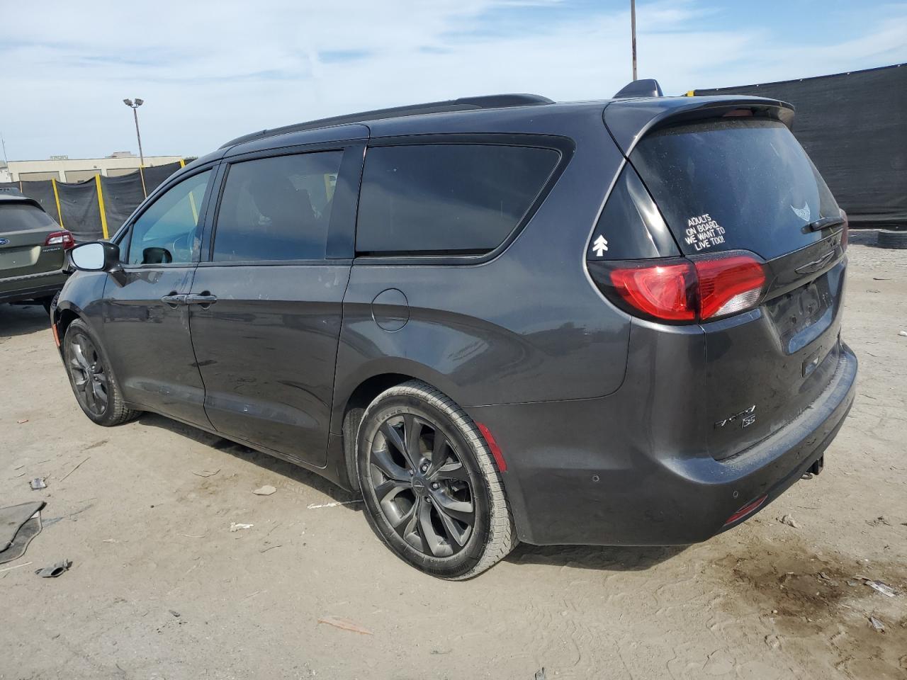 2019 CHRYSLER Pacifica