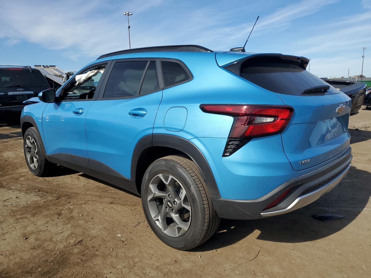 2025 CHEVROLET TRAX
