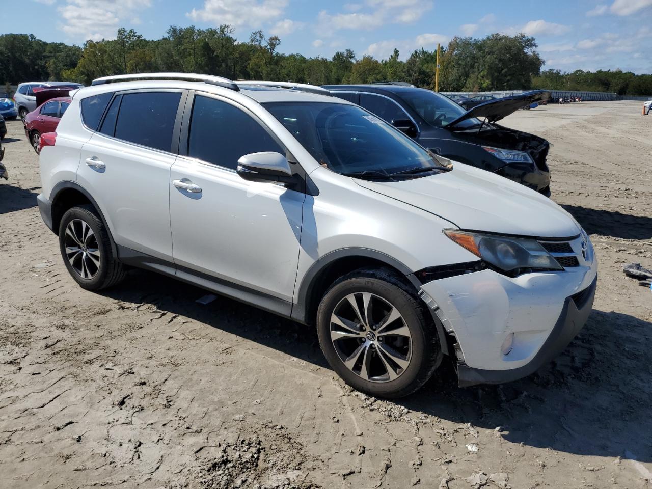 2015 TOYOTA RAV4