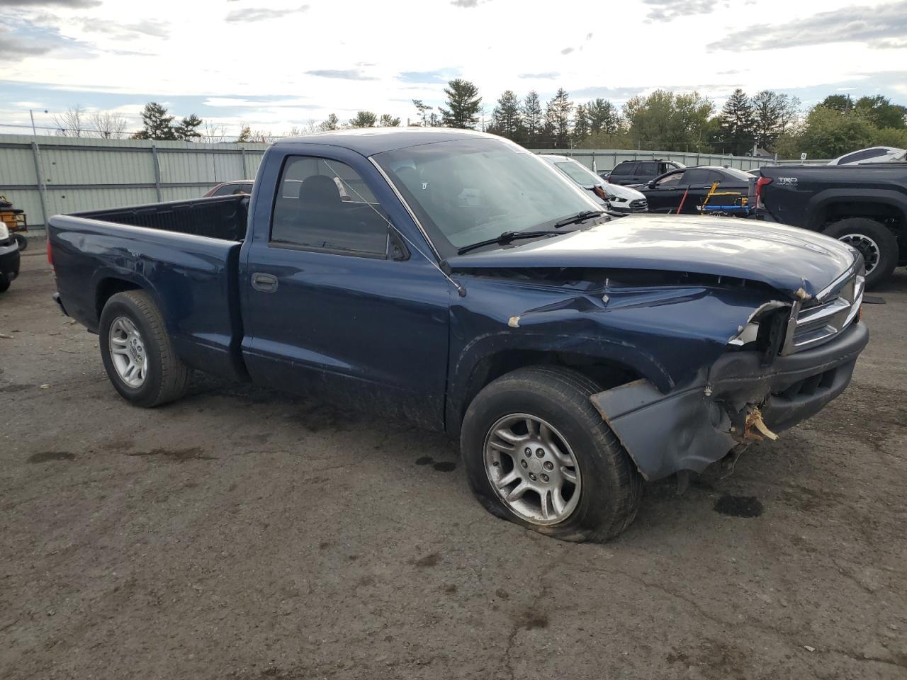 2004 DODGE Dakota