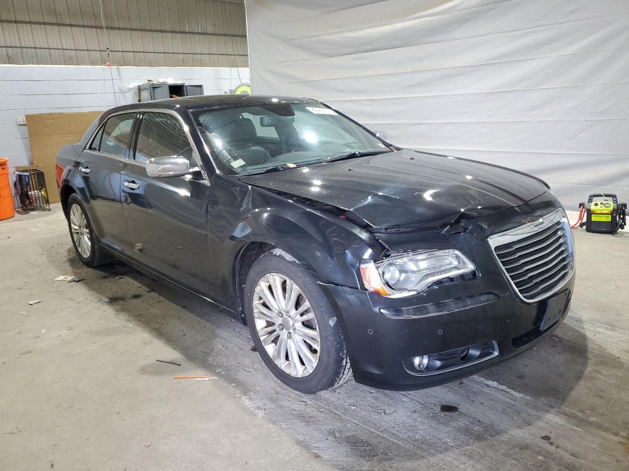 2013 CHRYSLER 300
