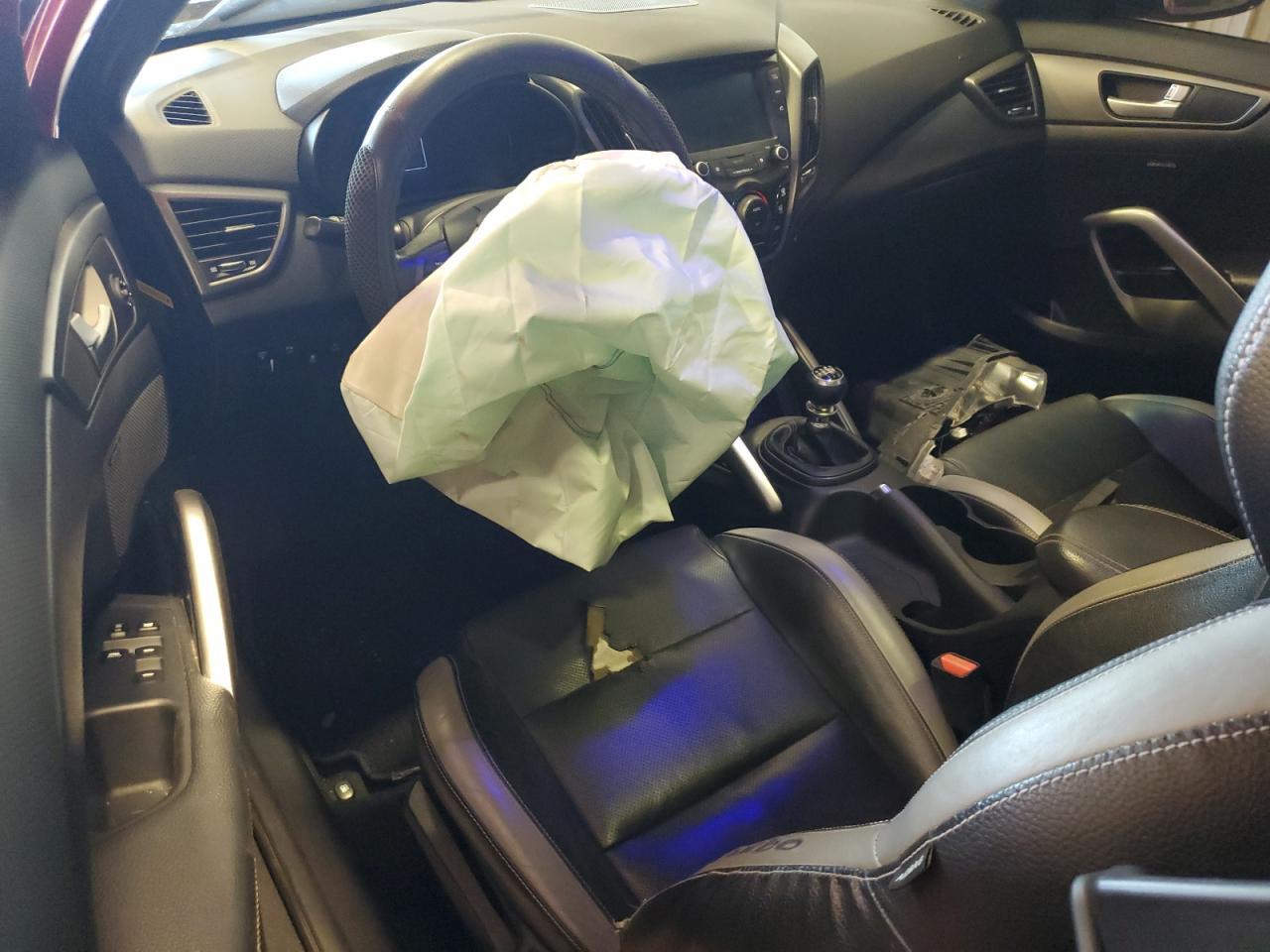 2016 HYUNDAI VELOSTER