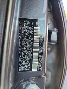 2013 TOYOTA Prius c