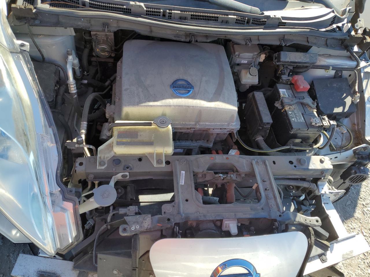 2014 NISSAN LEAF
