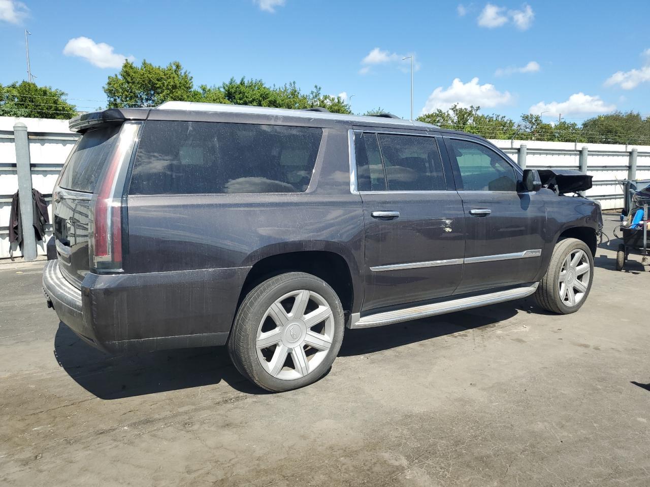 2016 CADILLAC ESCALADE