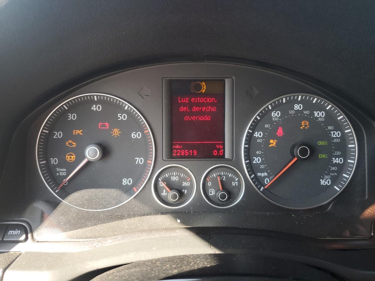 2005 VOLKSWAGEN JETTA