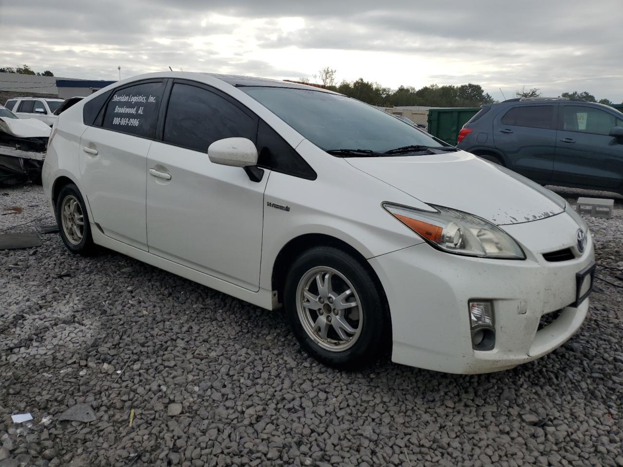 2011 TOYOTA PRIUS