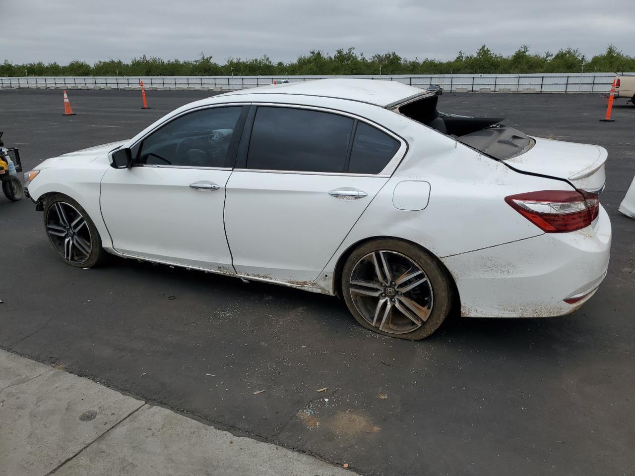 2016 HONDA ACCORD