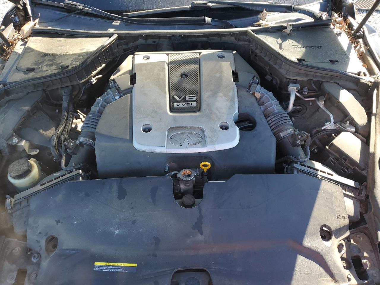 2015 INFINITI Q50
