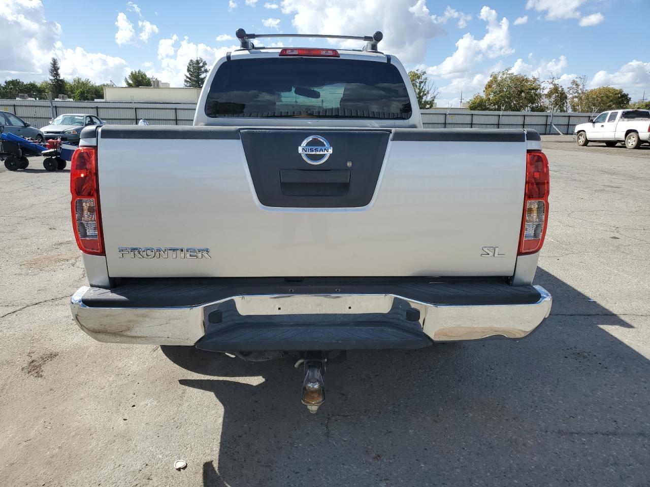 2011 NISSAN Frontier