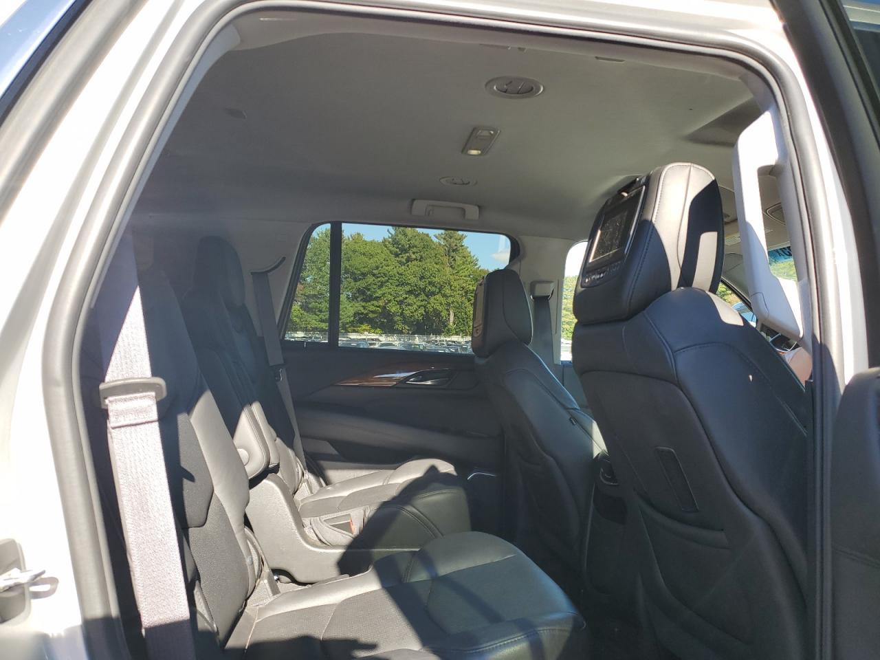 2016 CADILLAC ESCALADE