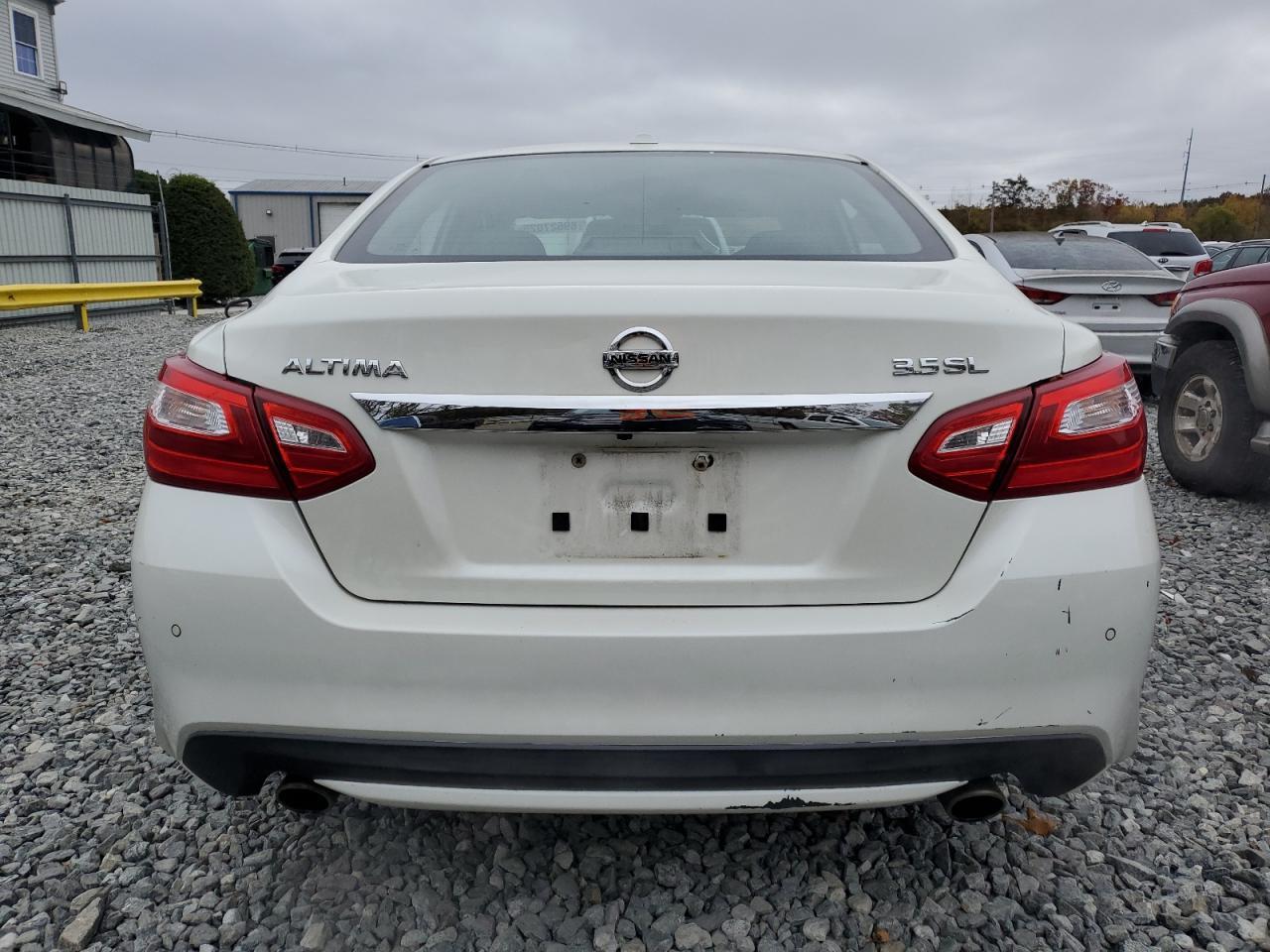 2017 NISSAN ALTIMA