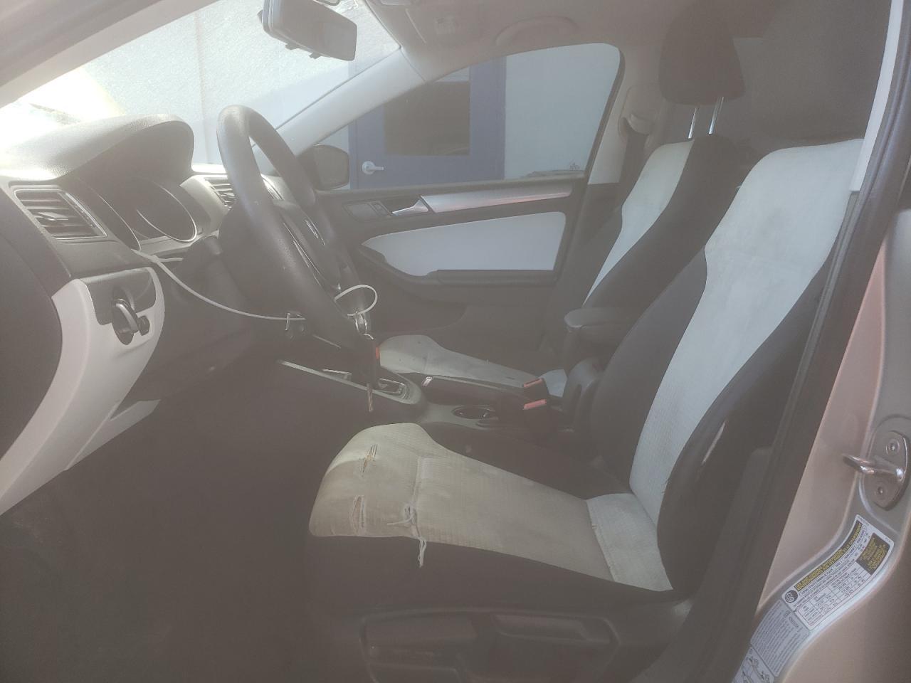 2015 VOLKSWAGEN JETTA