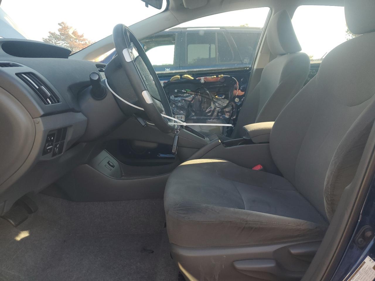 2011 TOYOTA PRIUS
