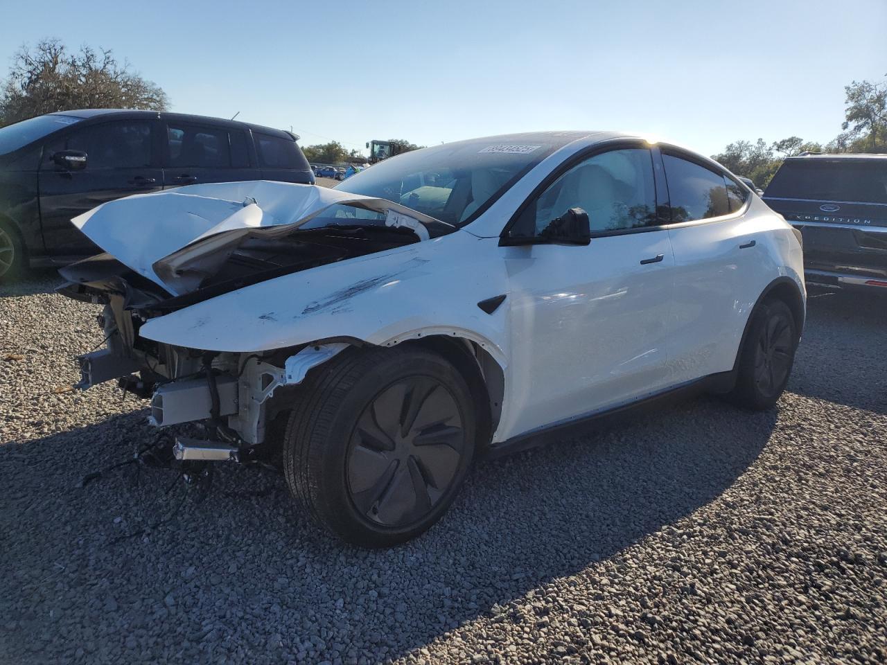 2026 TESLA MODEL Y