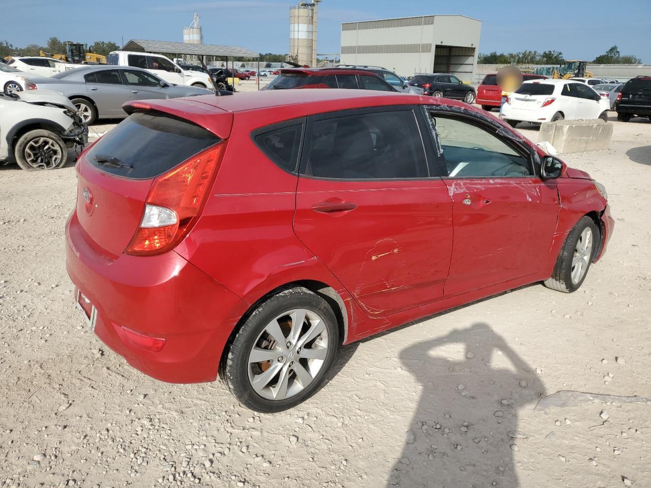 2012 HYUNDAI ACCENT