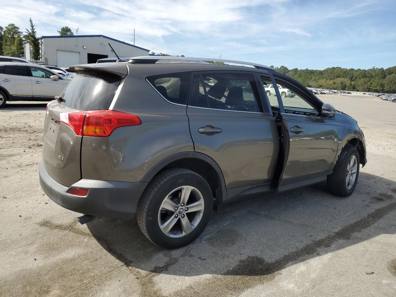2015 TOYOTA RAV4