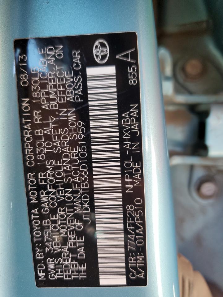 2013 TOYOTA Prius c