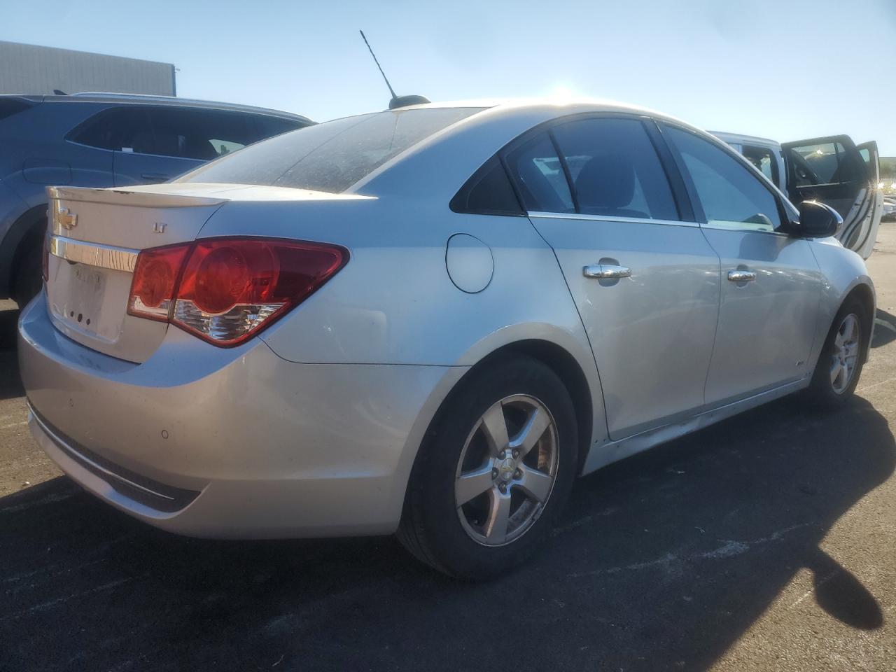 2015 CHEVROLET CRUZE
