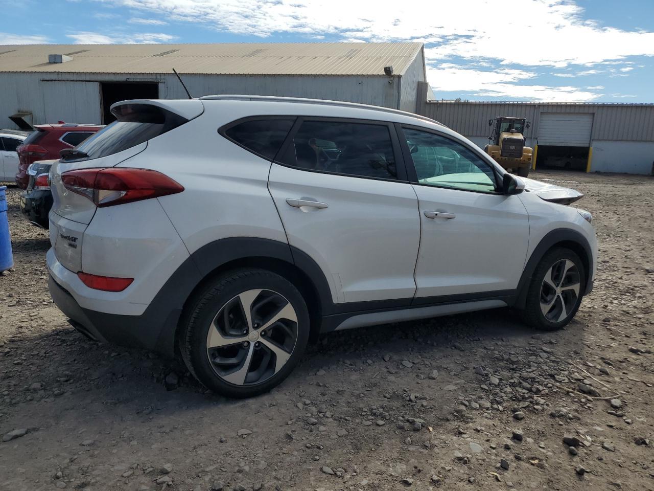 2017 HYUNDAI TUCSON
