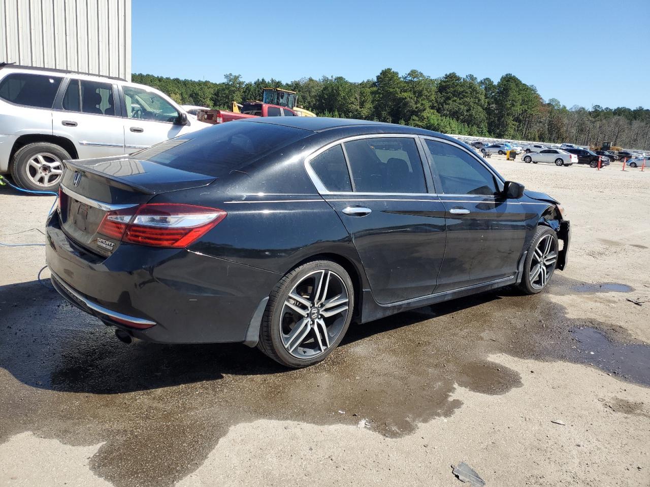 2017 HONDA ACCORD