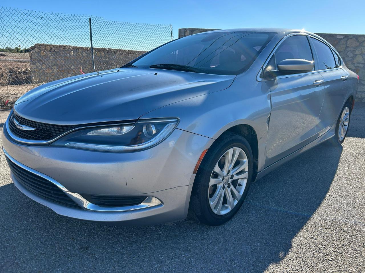 2015 CHRYSLER 200