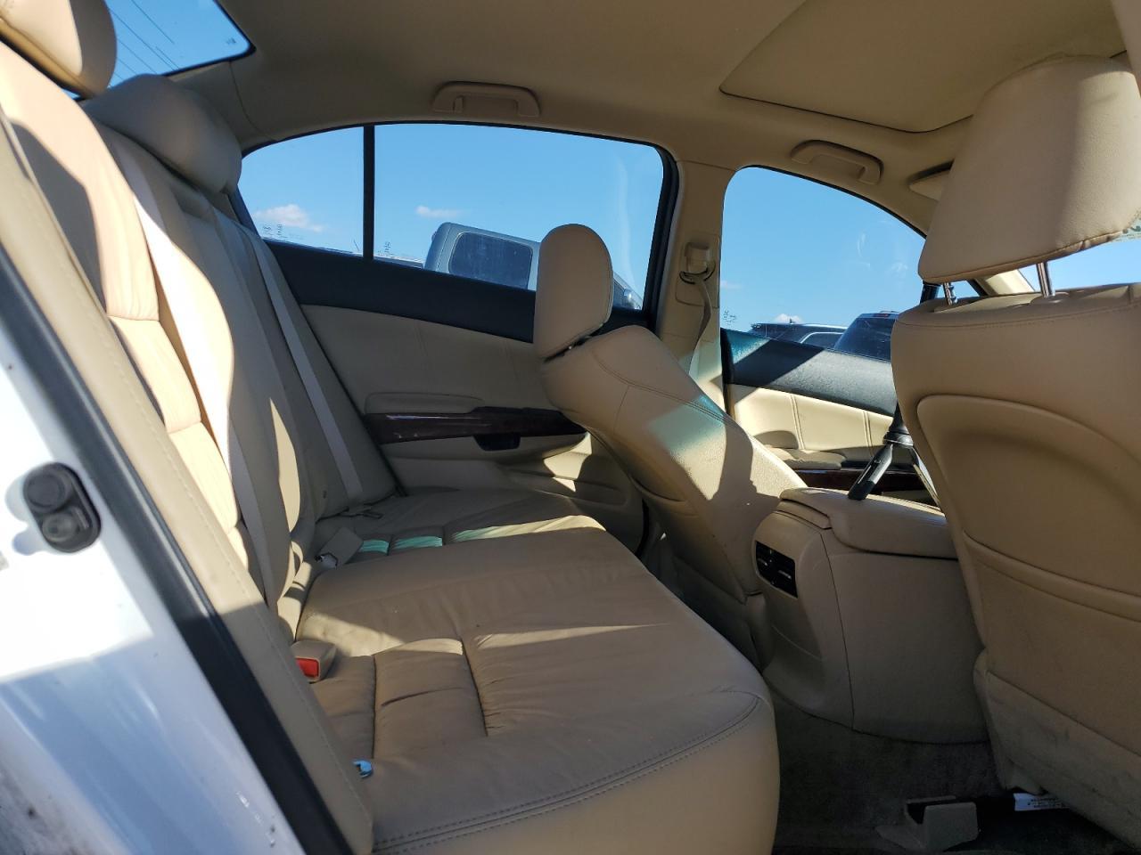 2011 HONDA ACCORD