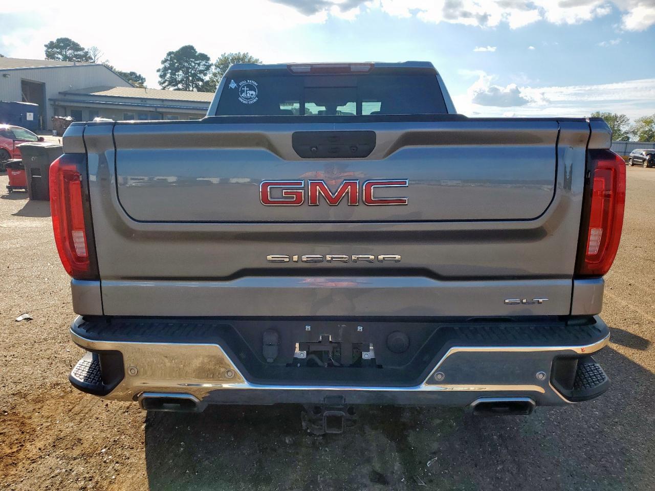 2020 GMC Sierra