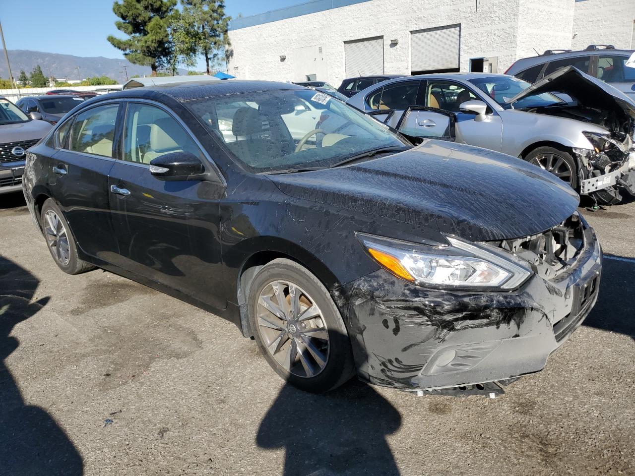 2017 NISSAN ALTIMA