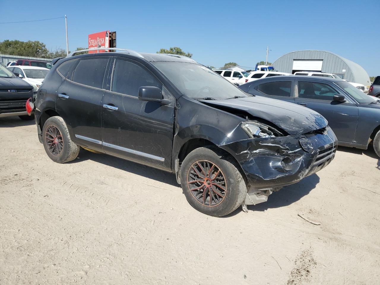 2015 NISSAN ROGUE