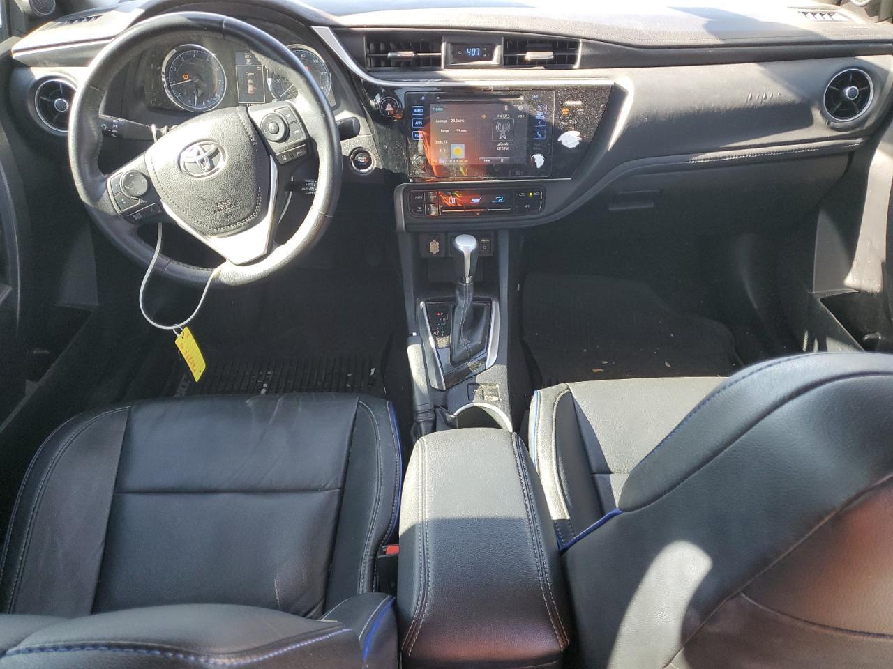 2017 TOYOTA COROLLA
