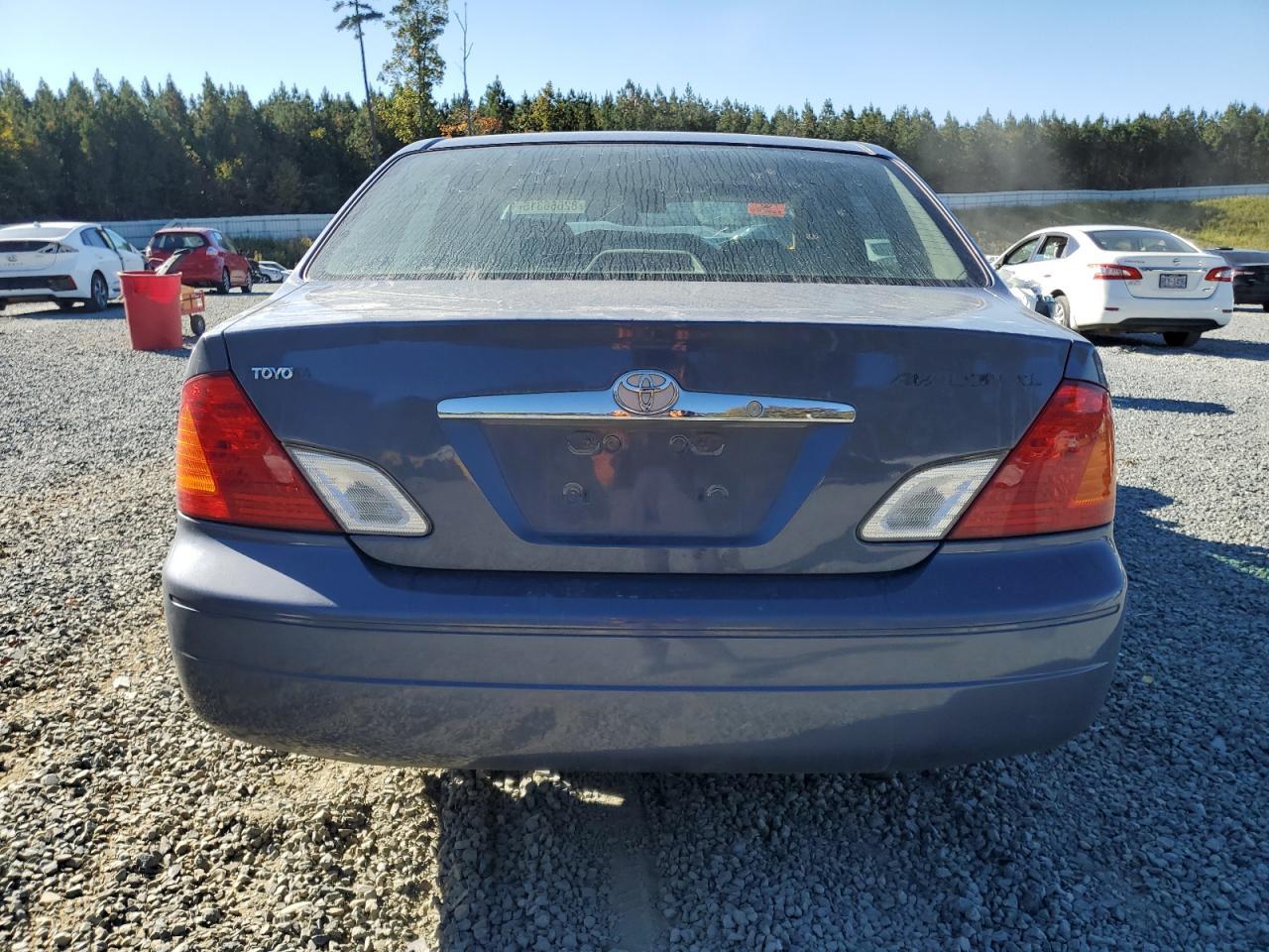 2000 TOYOTA Avalon