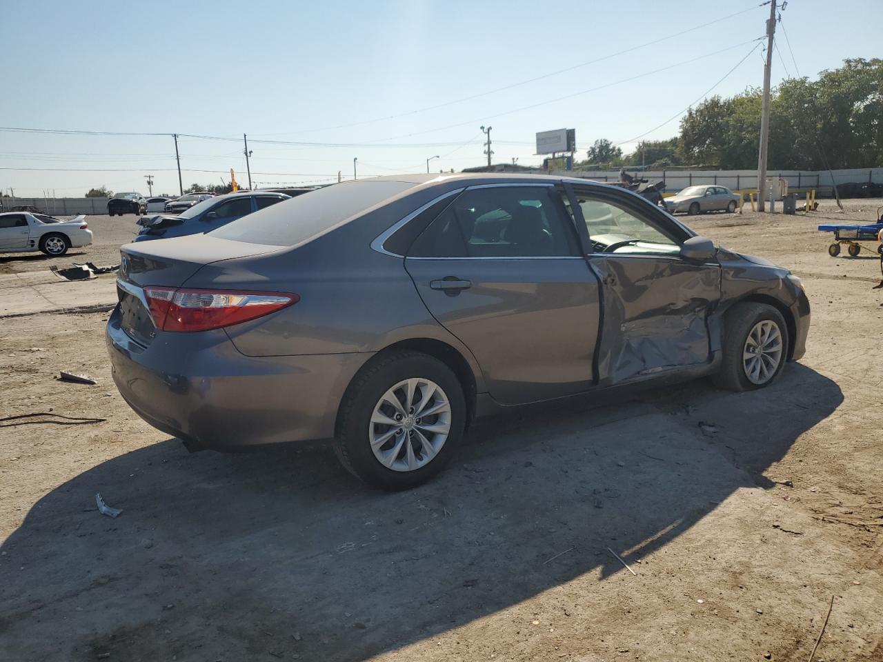 2017 TOYOTA CAMRY