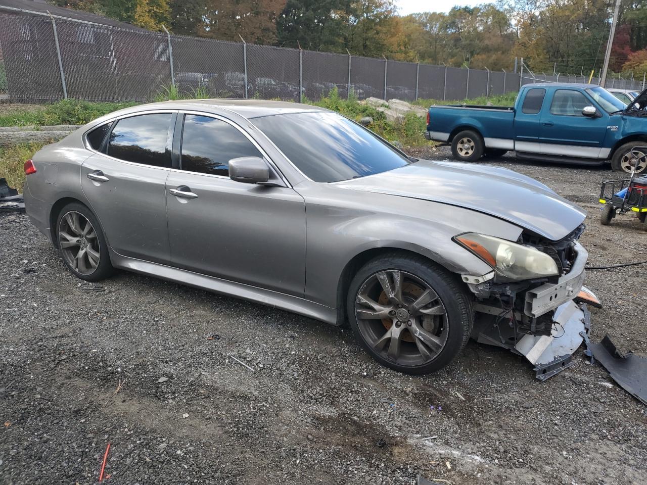 2012 INFINITI M37